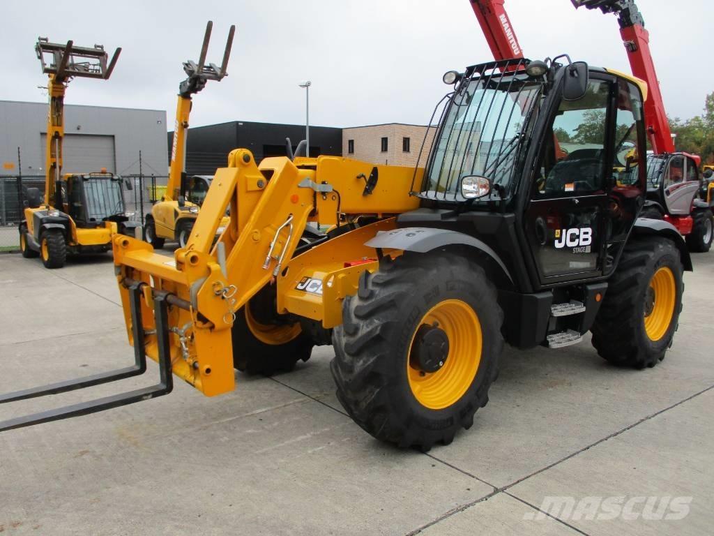 JCB 531-70 مناولات متداخلة