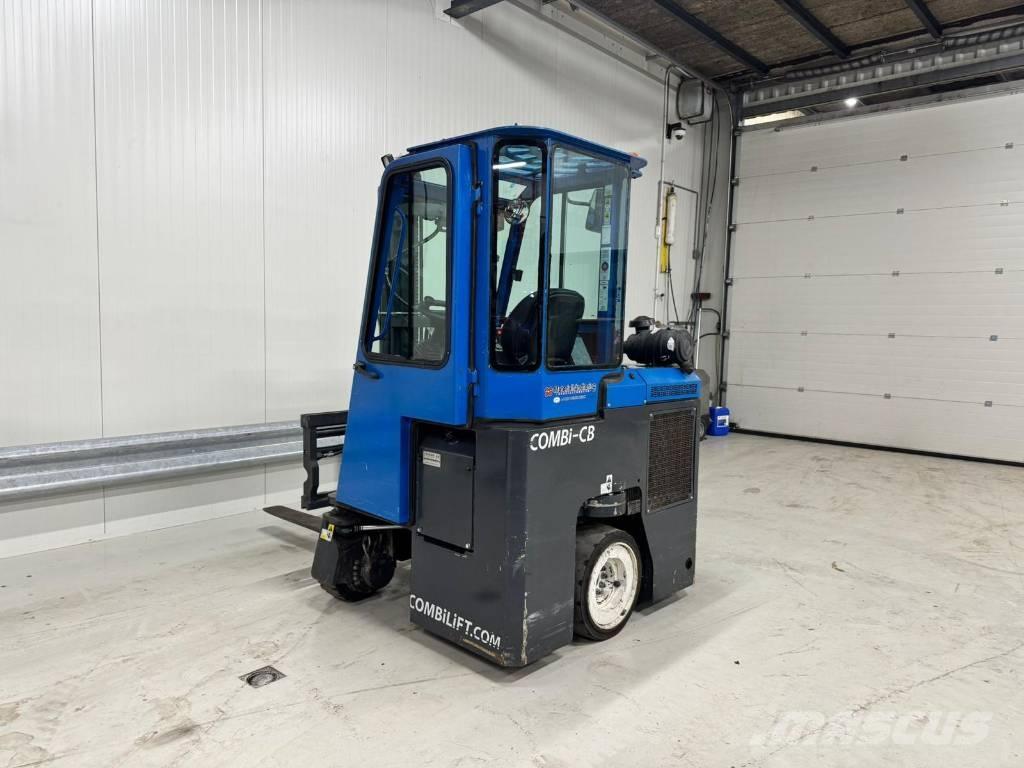 Combilift C3000CB لوادر جانبية