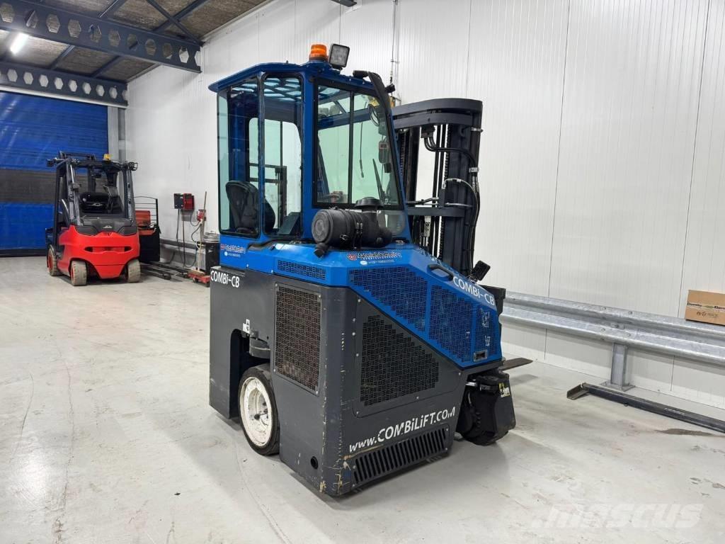 Combilift C3000CB لوادر جانبية