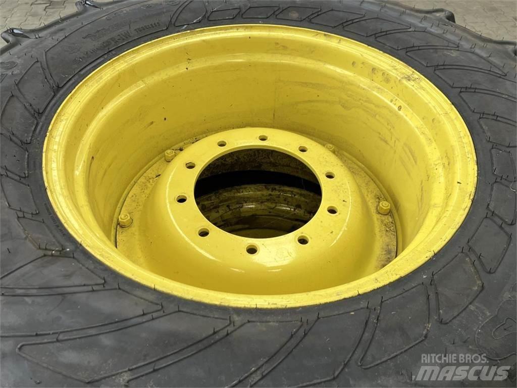 Mitas 540/65R28 الإطارات والعجلات والحافات