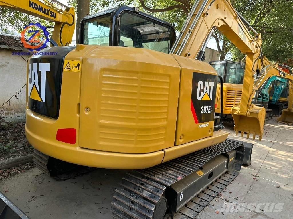 CAT 307 E2 حفارات وسط 7 طن - 12 طن