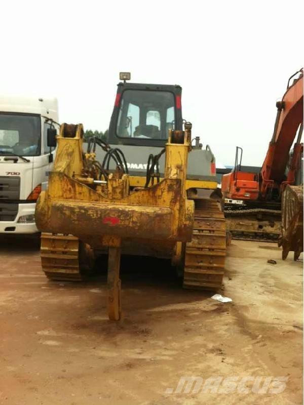 Komatsu D 155 A-3 بلدوزرات مجنزرة