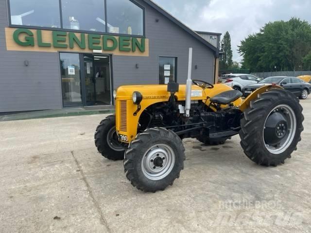 Massey Ferguson 35 الجرارات