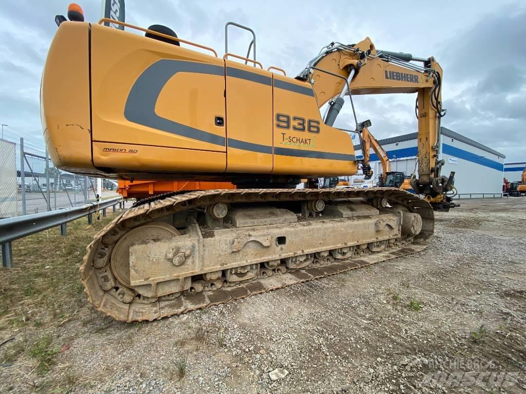 Liebherr R 936 LC حفارات زحافة