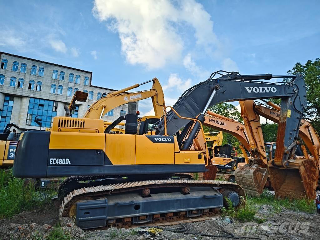 Volvo EC 480 D L حفارات زحافة