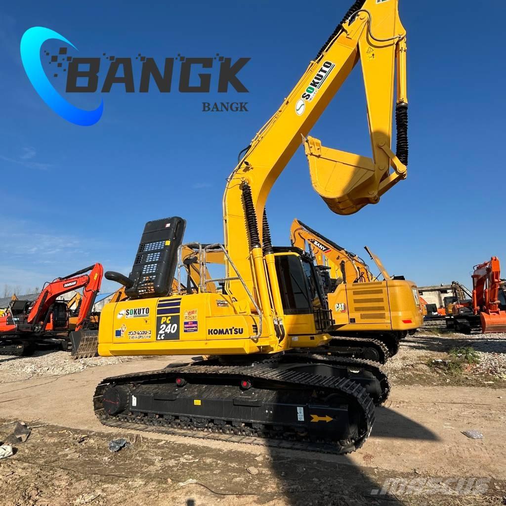 Komatsu PC 240-8 حفارات زحافة