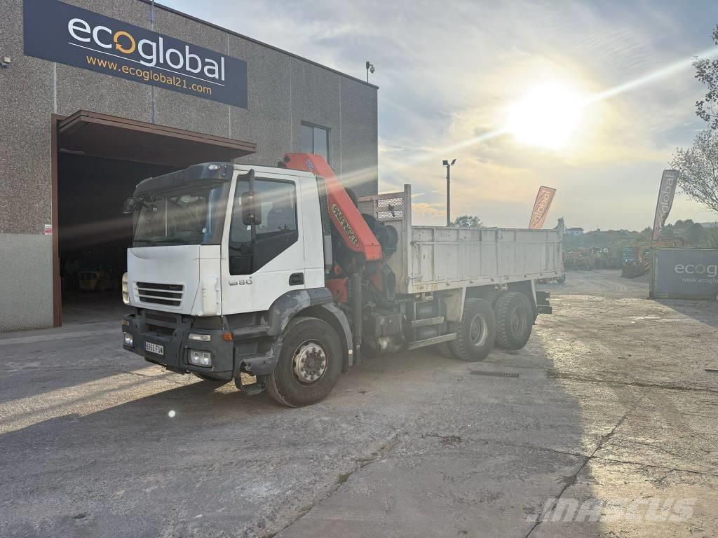 Iveco Trakker 380 شاحنات الرافعات
