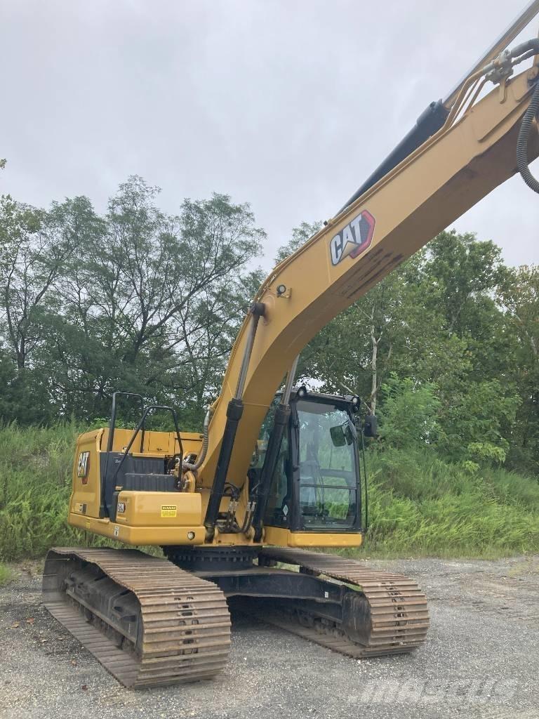 CAT 320 حفارات زحافة