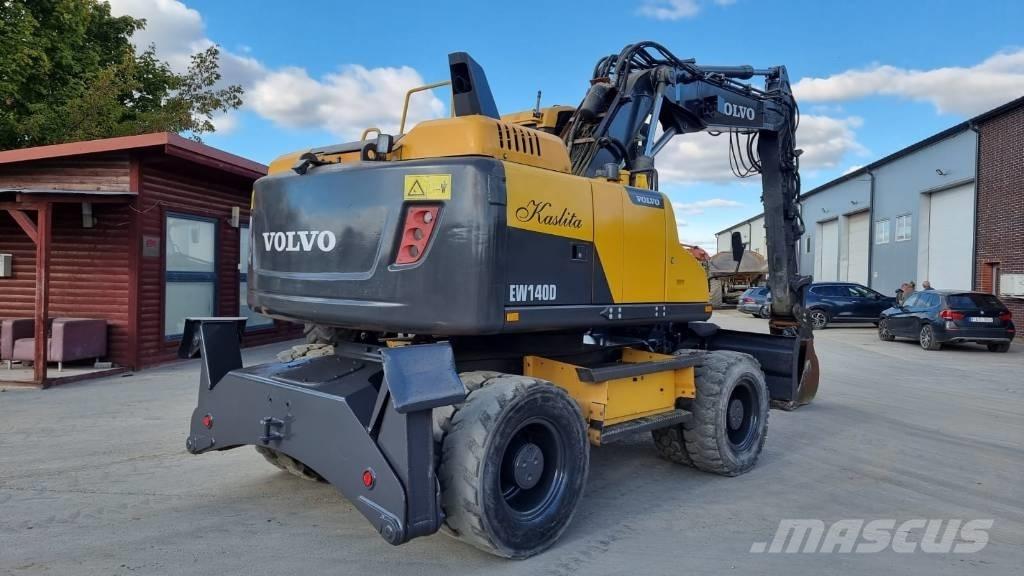Volvo EW 140 D حفارات بعجل