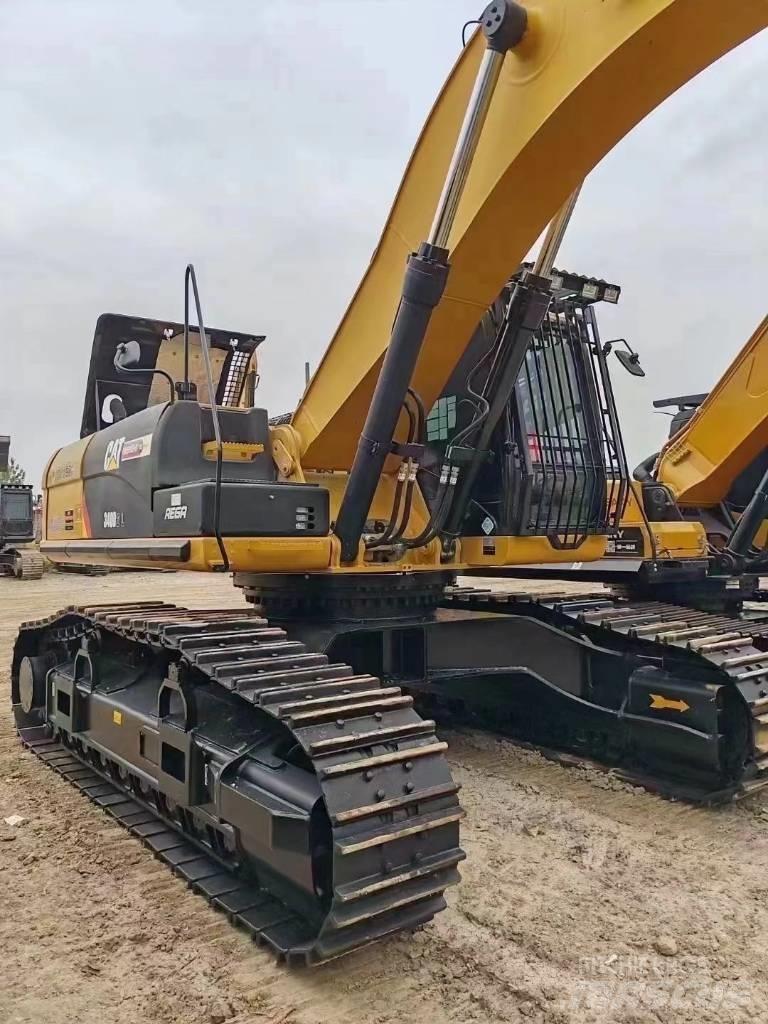 CAT 340 حفارات زحافة