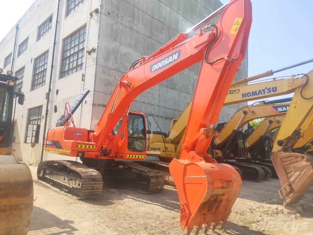 Doosan DH220LC-7 حفارات زحافة