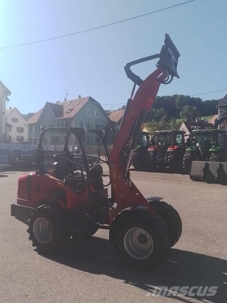 Schäffer 3650 لوادر صغيرة