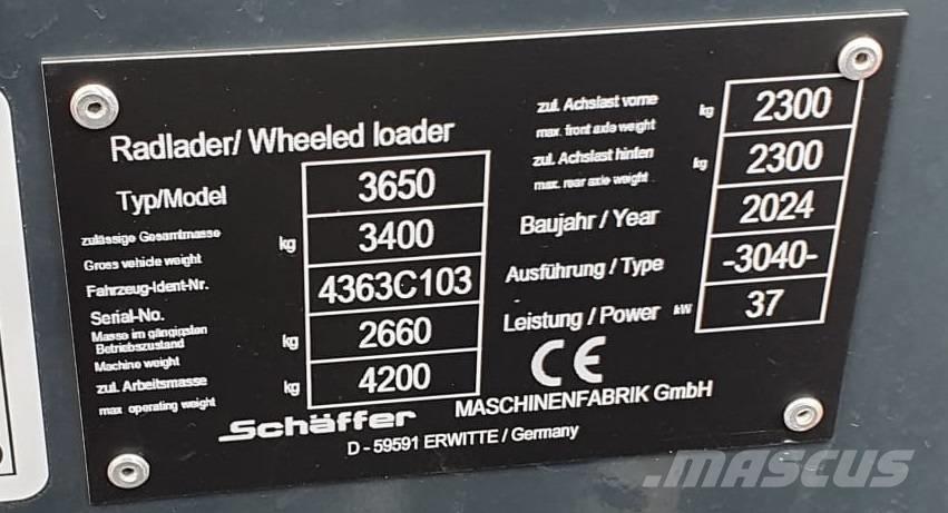 Schäffer 3650 لوادر صغيرة