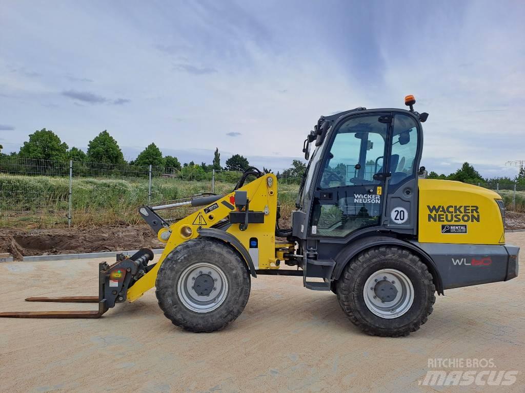Wacker Neuson WL60 لوادر بعجل