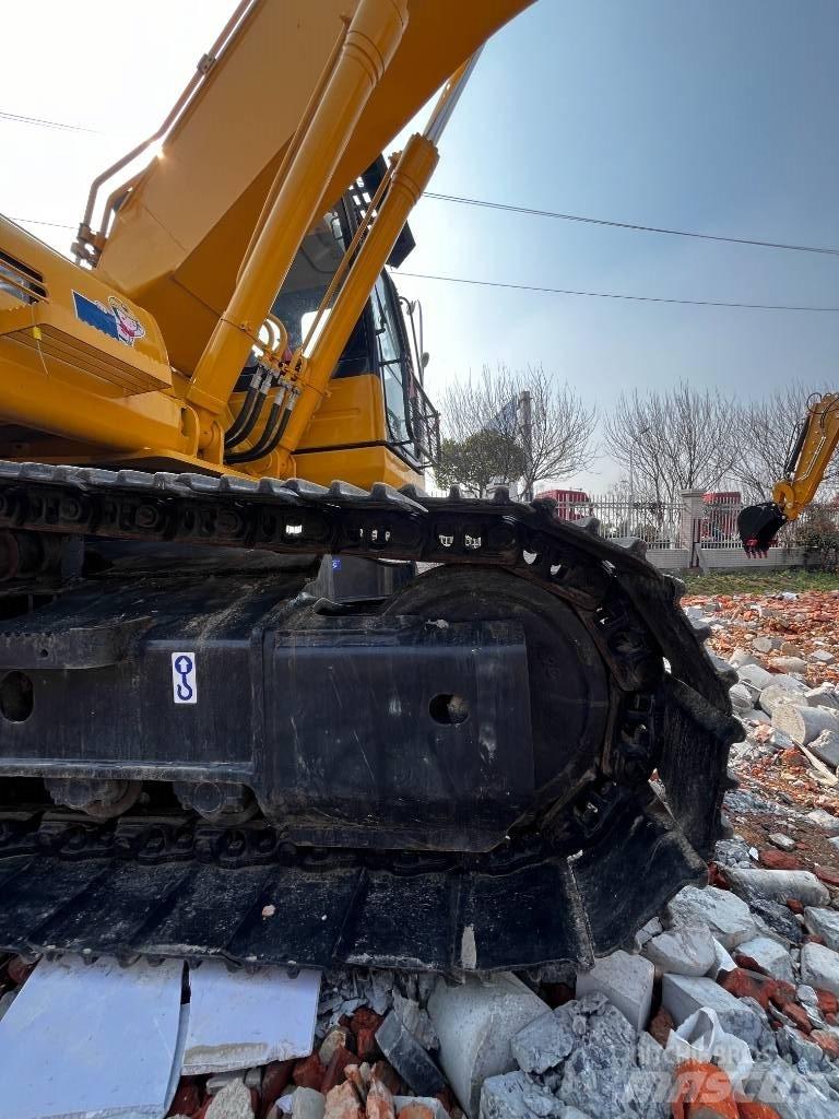 Komatsu PC 200-8N1 حفارات وسط 7 طن - 12 طن