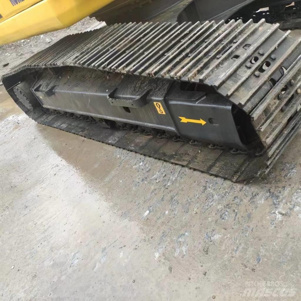 Komatsu PC 200-8N1 حفارات زحافة