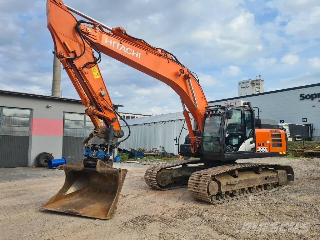 Hitachi ZX 300 LC-6 حفارات زحافة