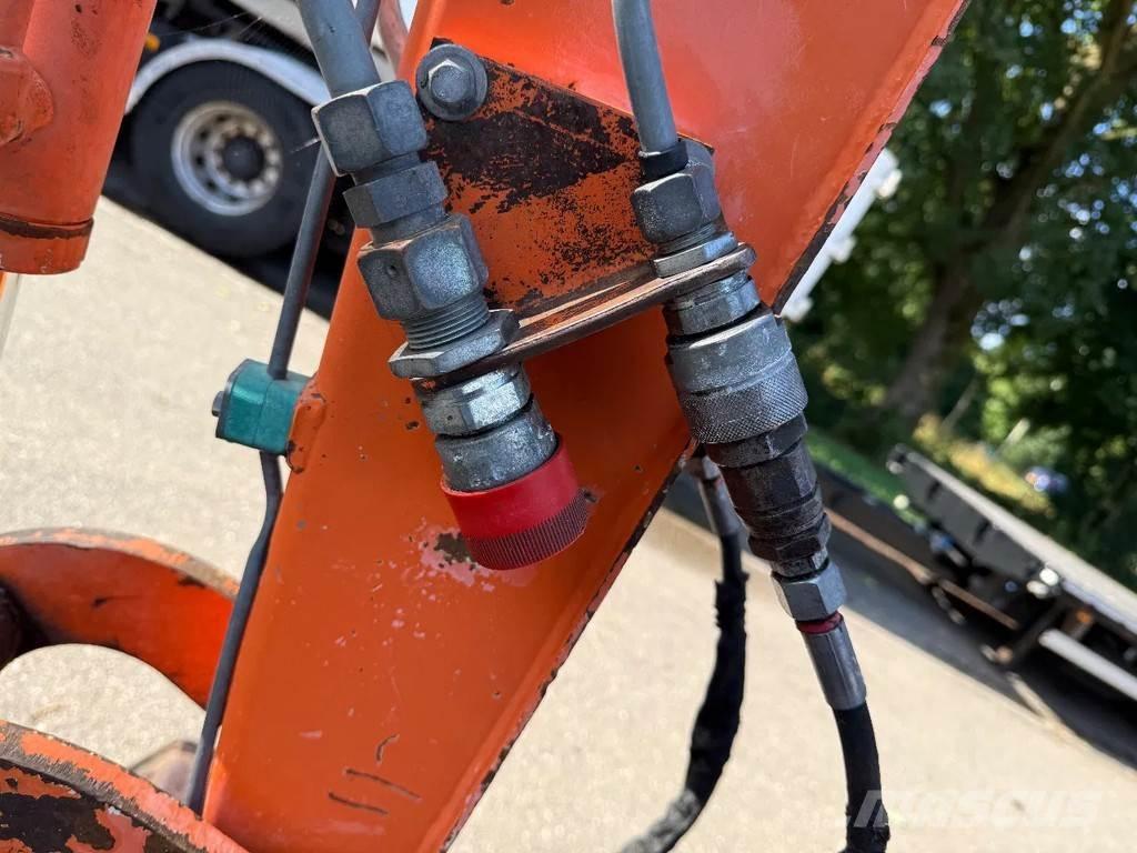 Hitachi ZX30U حفارات صغيرة أقل من 7 طن (حفارات صغيرة)