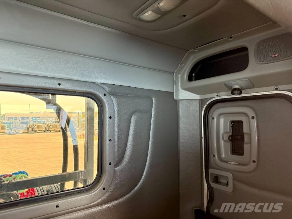Peterbilt 389 وحدات الجر