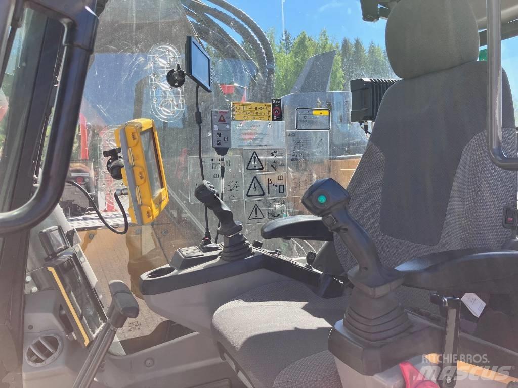 Volvo ECR235EL حفارات زحافة