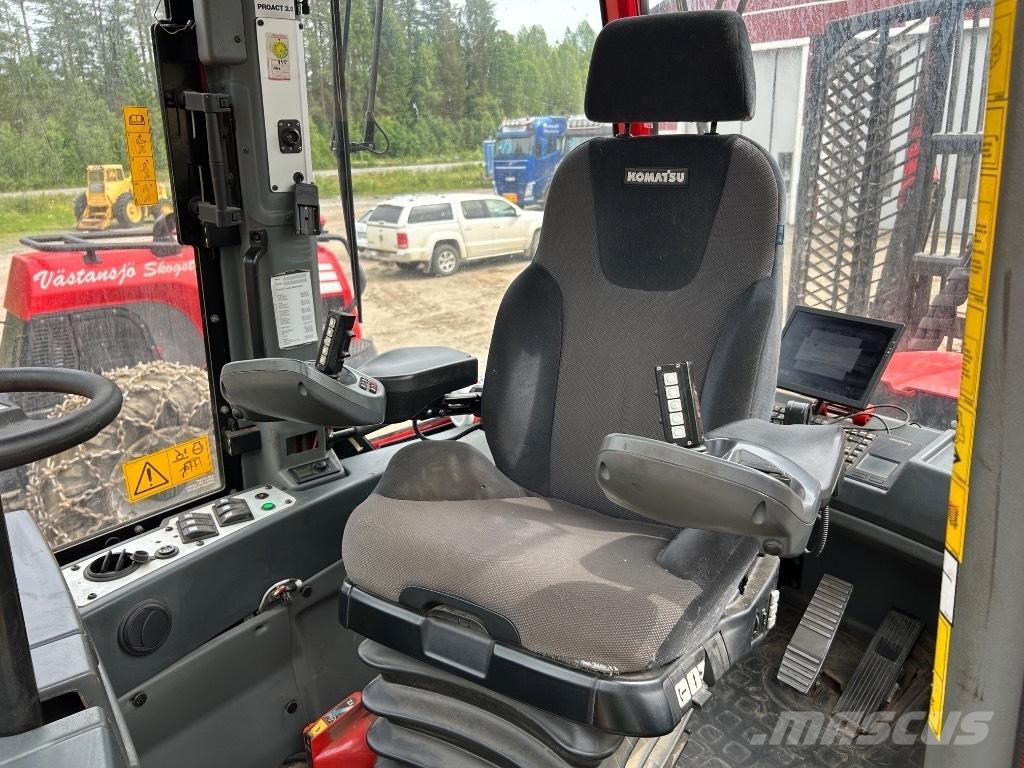 Komatsu 895 شاحنات