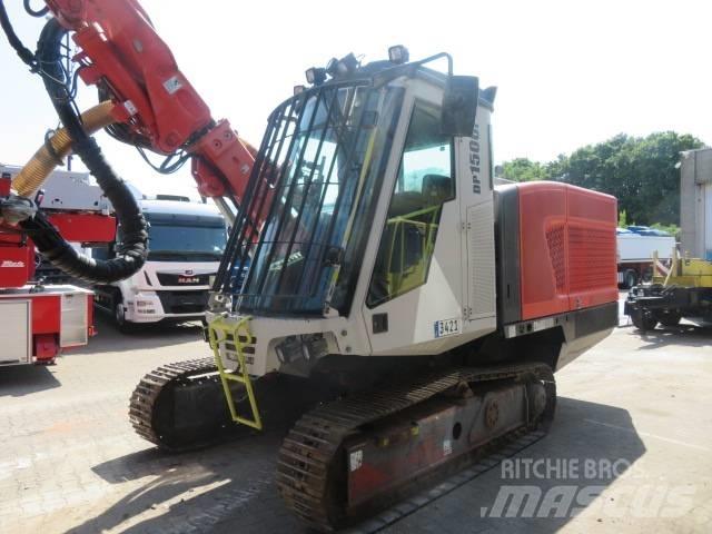 Sandvik DP 1500 i معدات الثقب السطحي