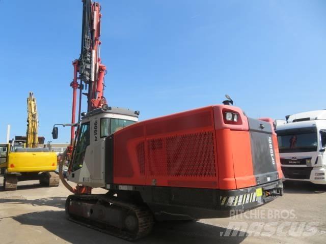 Sandvik DP 1500 i معدات الثقب السطحي