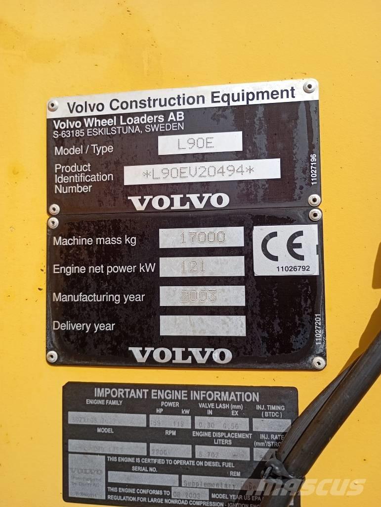 Volvo Radlader L90E لوادر بعجل