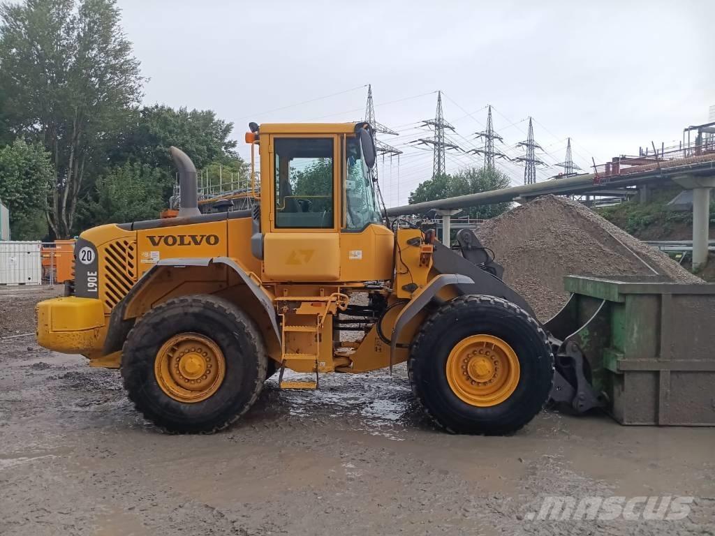 Volvo Radlader L90E لوادر بعجل
