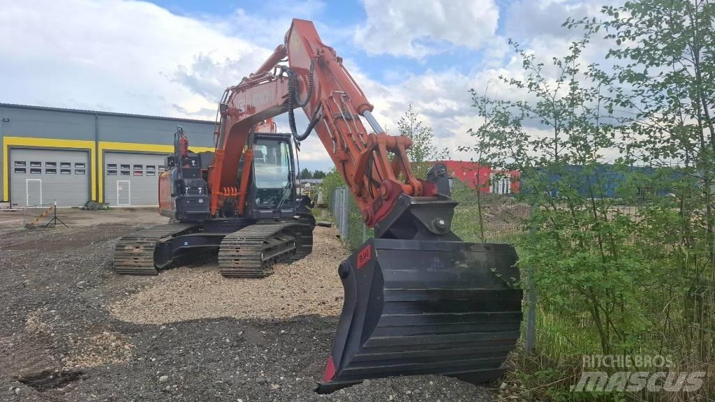 Hitachi ZX160LC-7 حفارات زحافة
