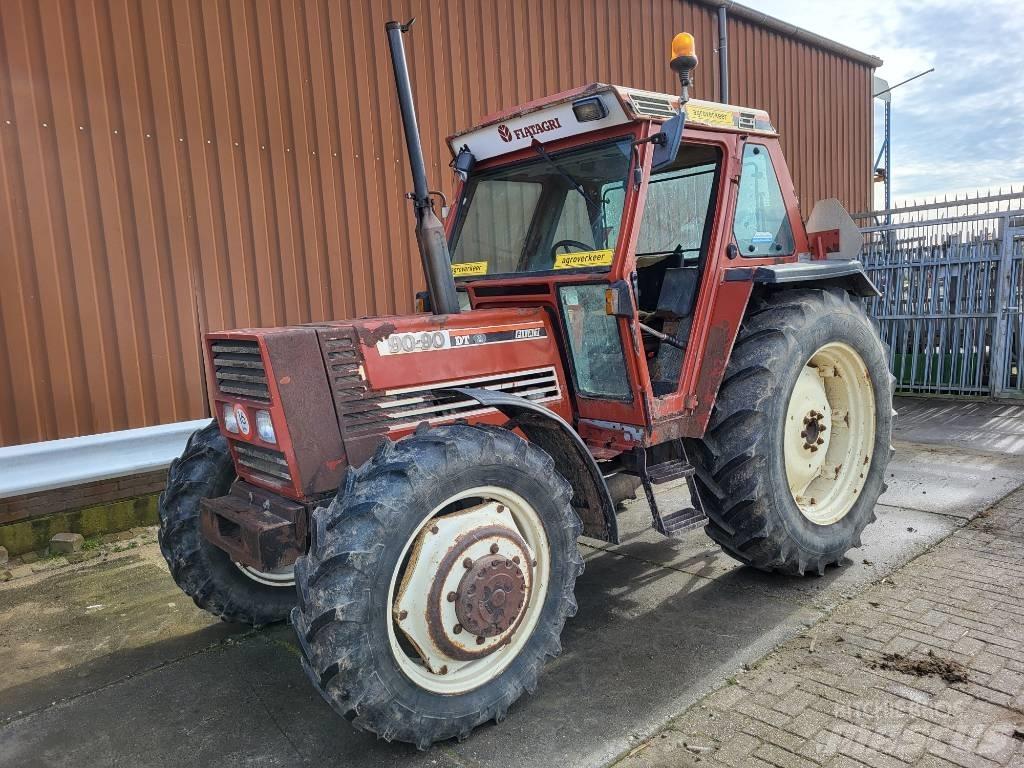 Fiatagri 90-90 DT الجرارات