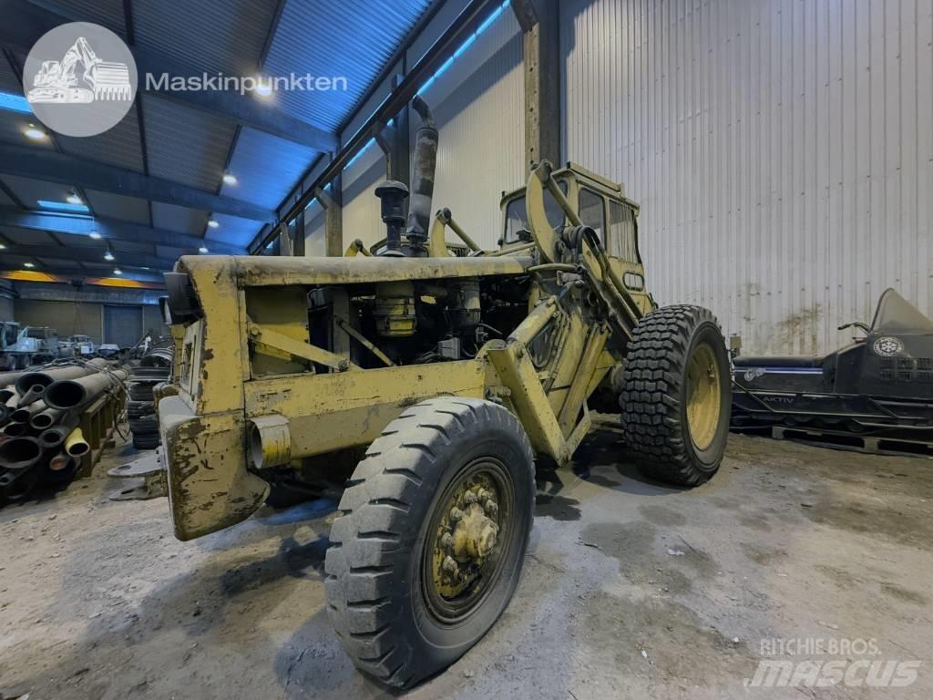 Volvo BM 2181 TD لوادر بعجل