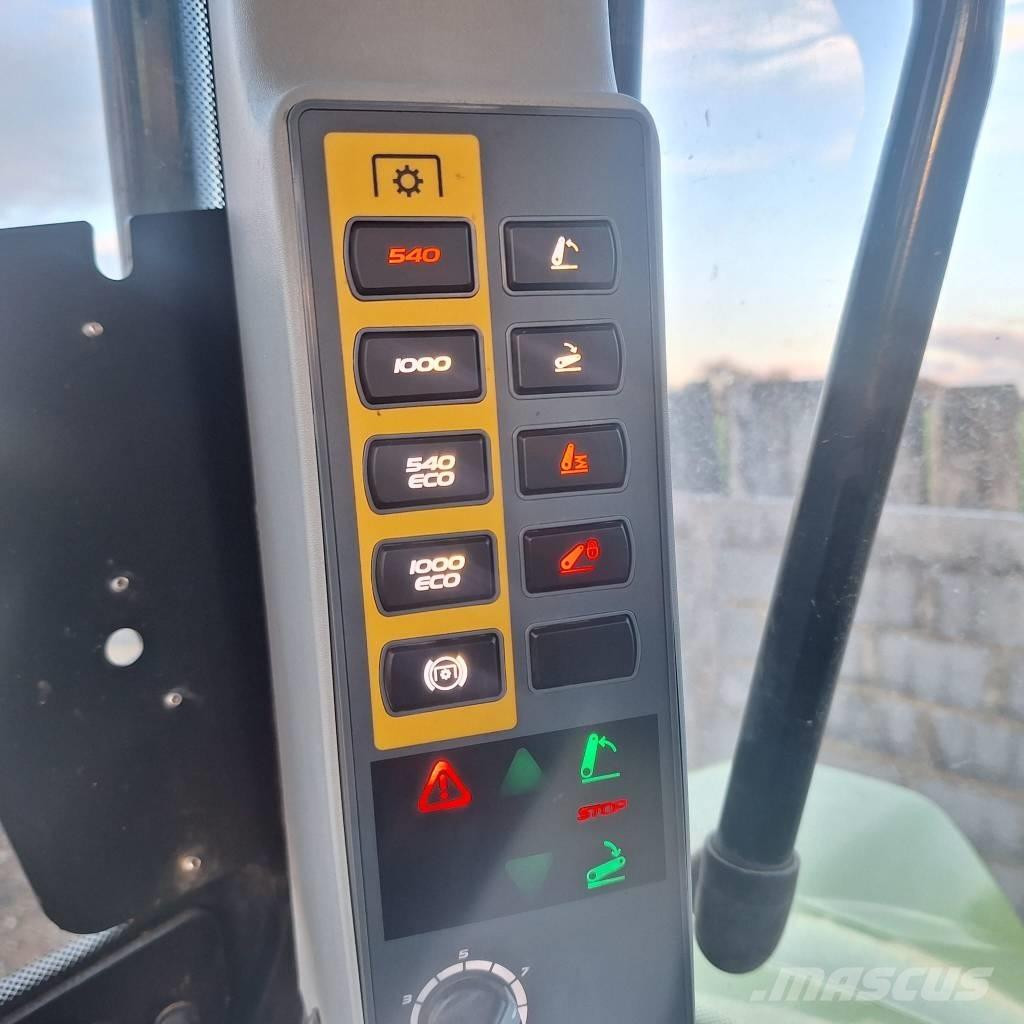 CLAAS Arion 510 CIS الجرارات