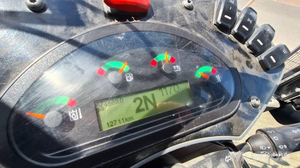 CAT 908 لوادر بعجل