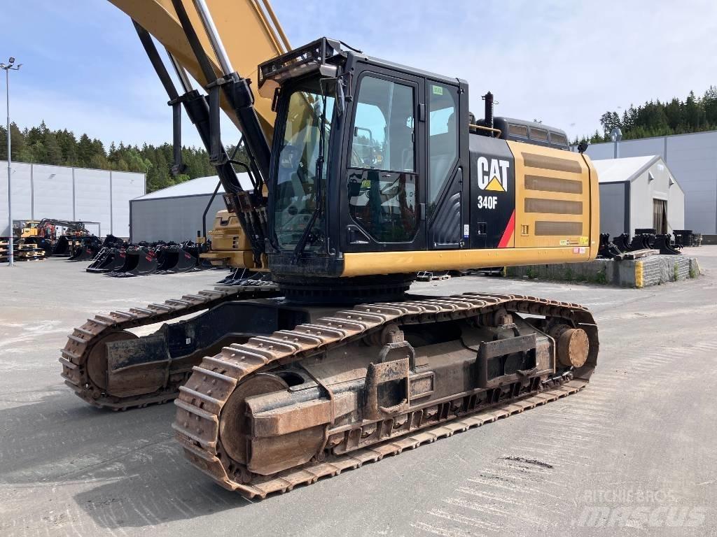 CAT 340F حفارات زحافة