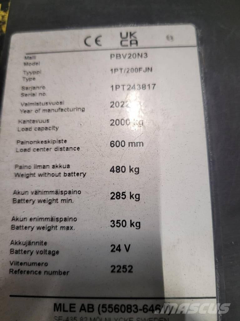 Mitsubishi PBV 20 N3 رافعة منخفضة المستوى ذات منصة