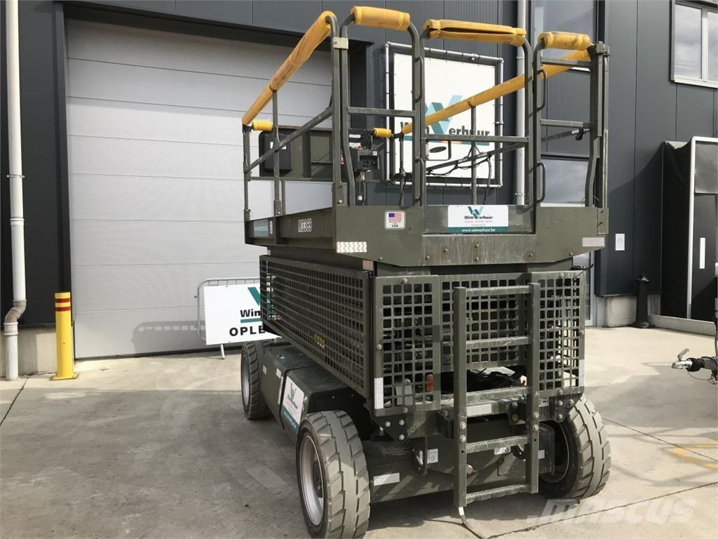 JLG M3369 (4331) رافعات مقصية الشكل