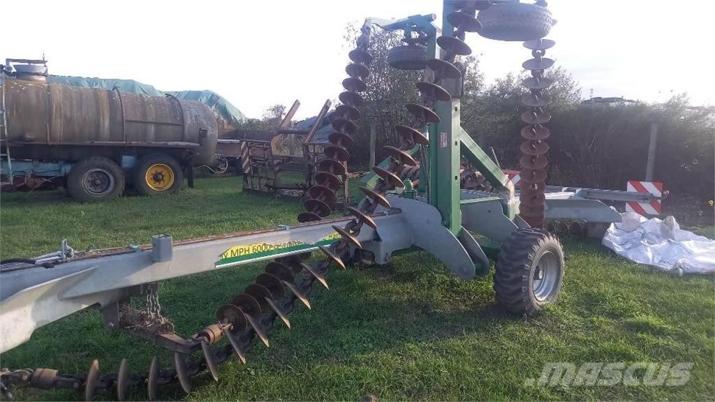 Kelly MPH 6000 زحافات ساحقة