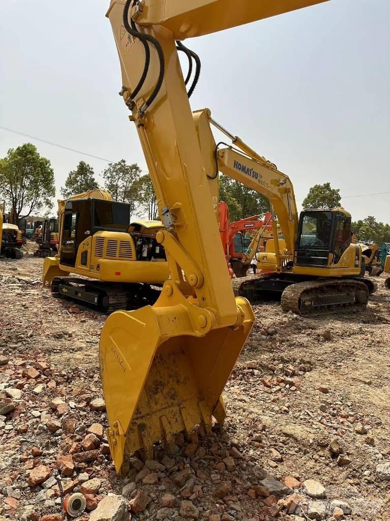 Komatsu PC 120-8 حفارات زحافة