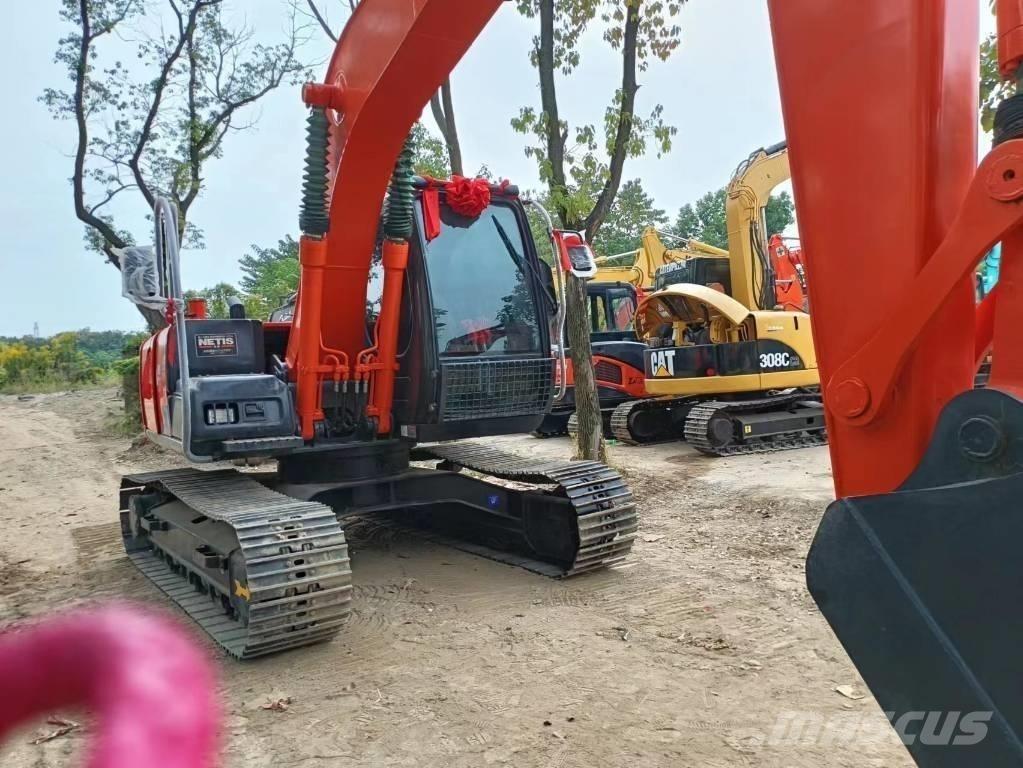 Hitachi ZX120-6 حفارات زحافة