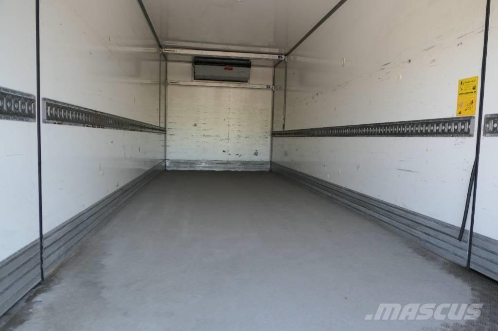 Volvo FM330 4x2 شاحنات بدرجة حرارة قابلة للضبط