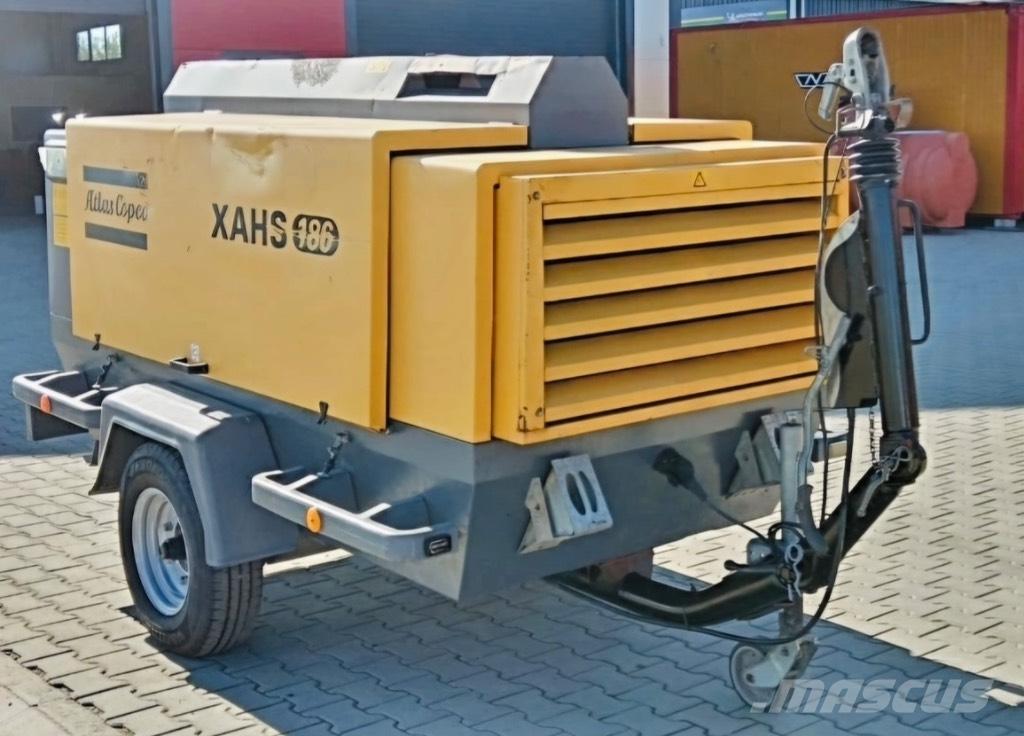 Atlas Copco XAHS 186 مكابس