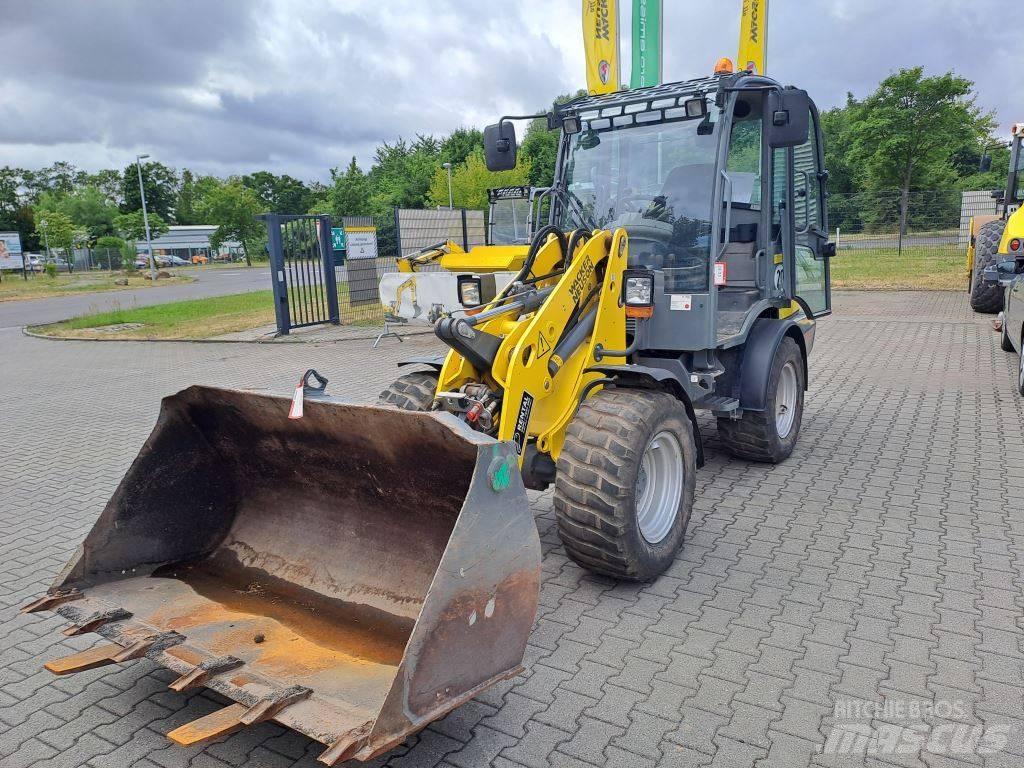 Wacker Neuson WL38 لوادر بعجل