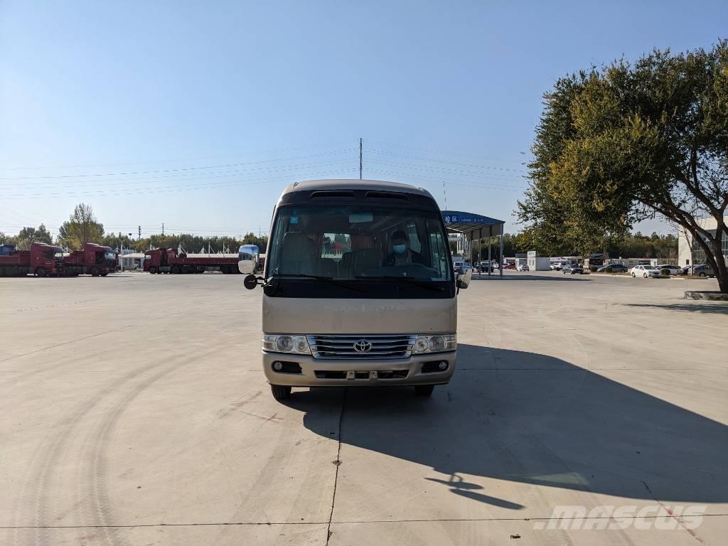 Toyota Coaster Bus حافلة صغيرة