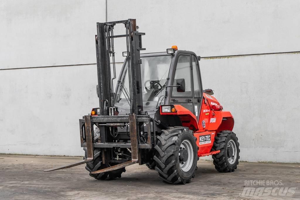Manitou M 30-4 شاحنات الديزل