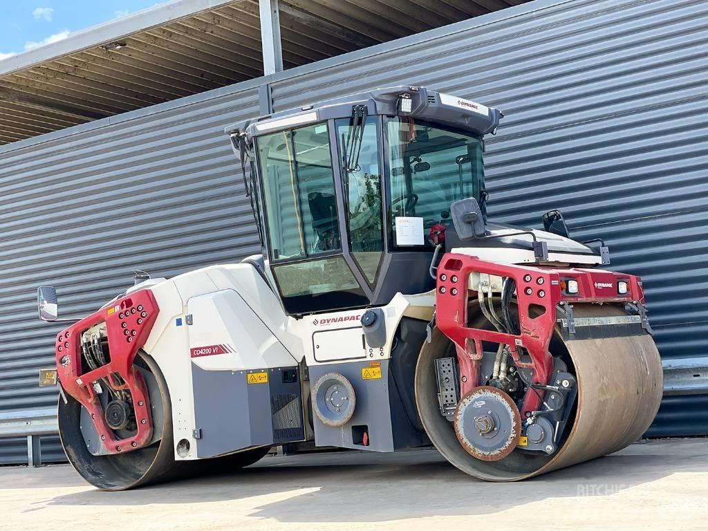 Dynapac CO4200 VI مداحل ثنائية الاسطوانة
