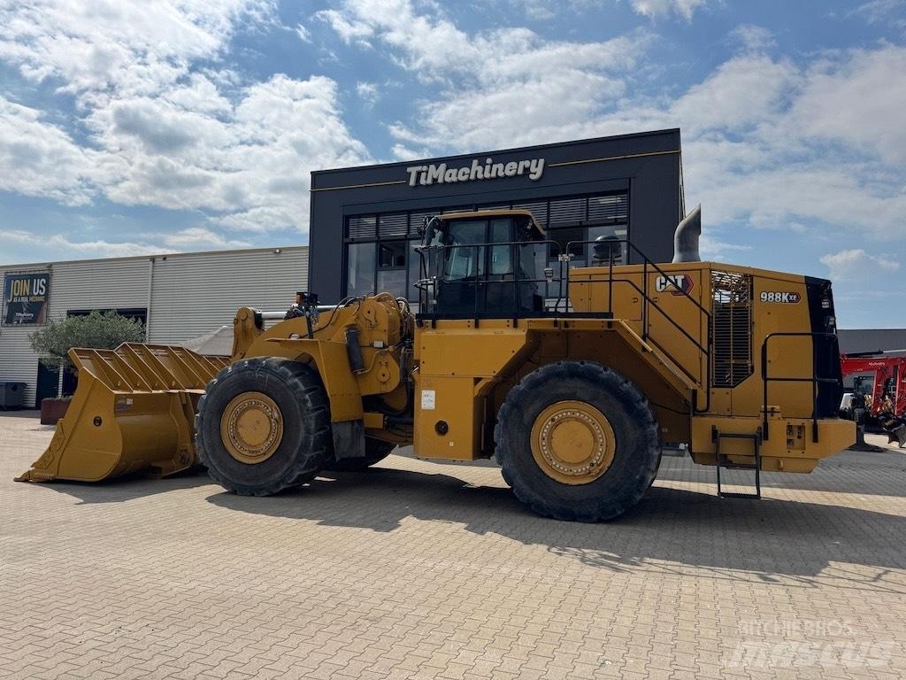CAT 988K XE لوادر بعجل