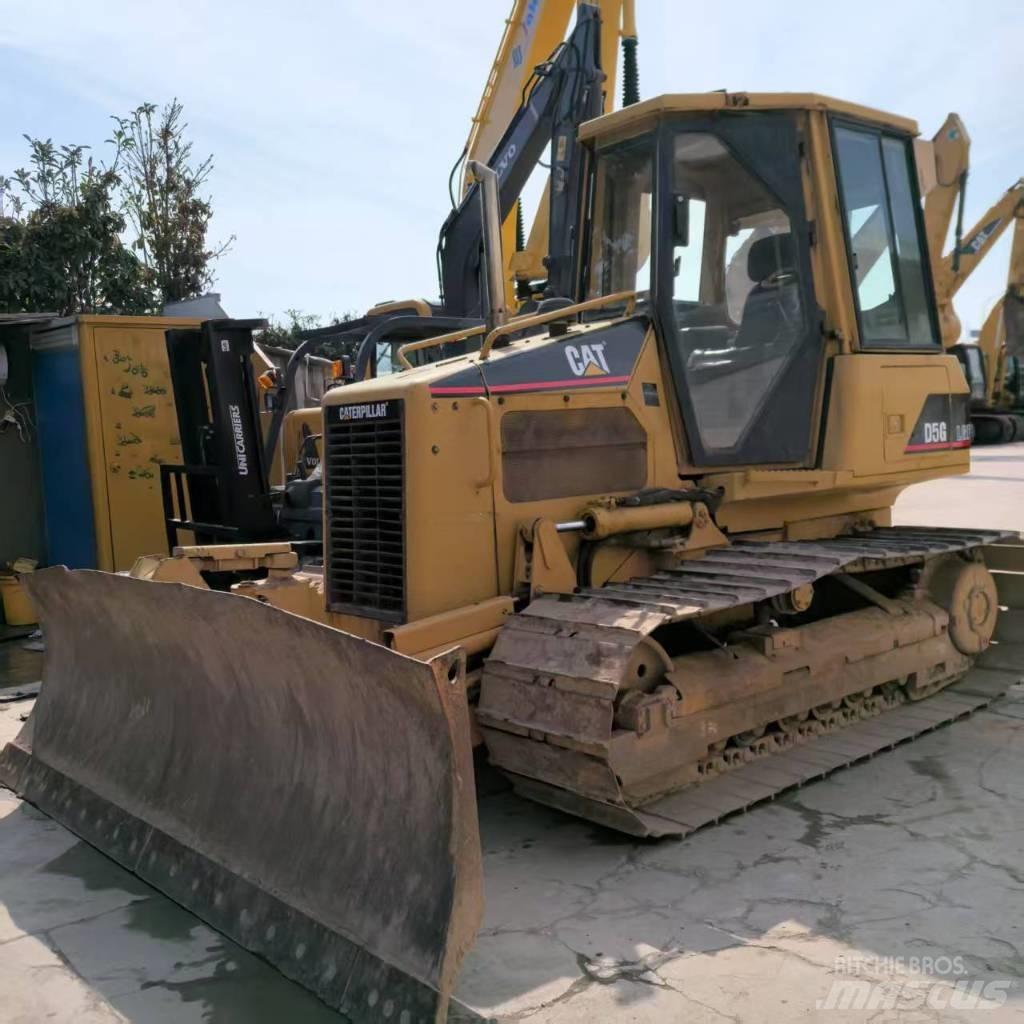 CAT D 5 G LGP بلدوزرات مجنزرة