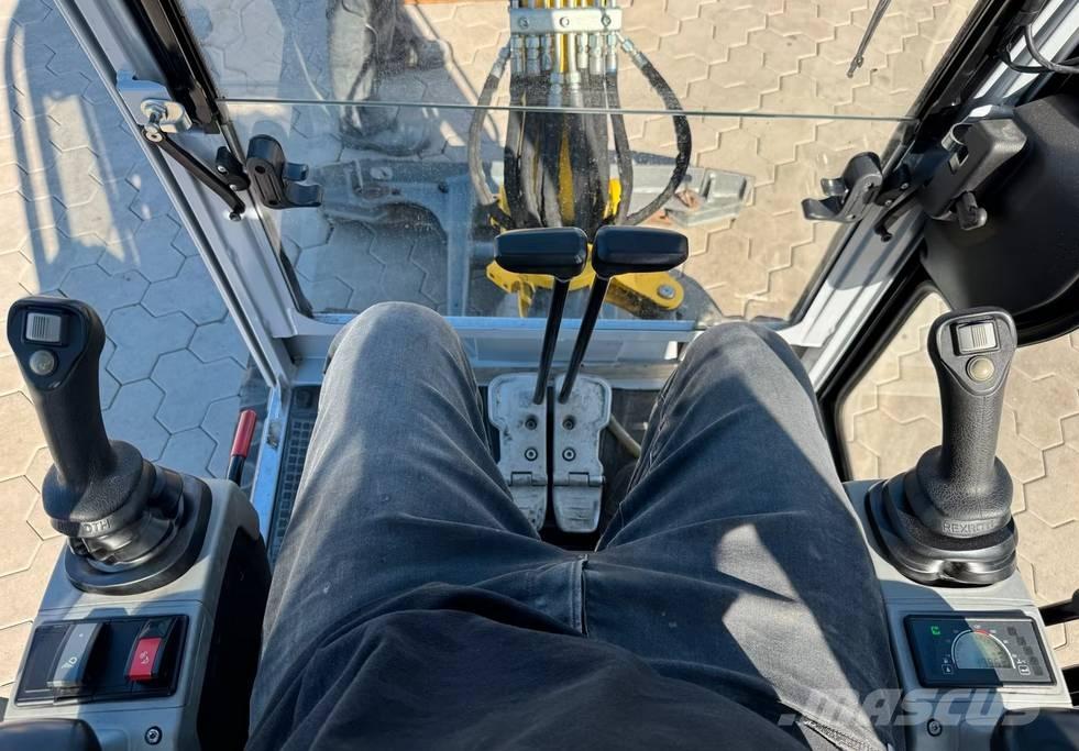 Wacker Neuson ET 18 حفارات زحافة