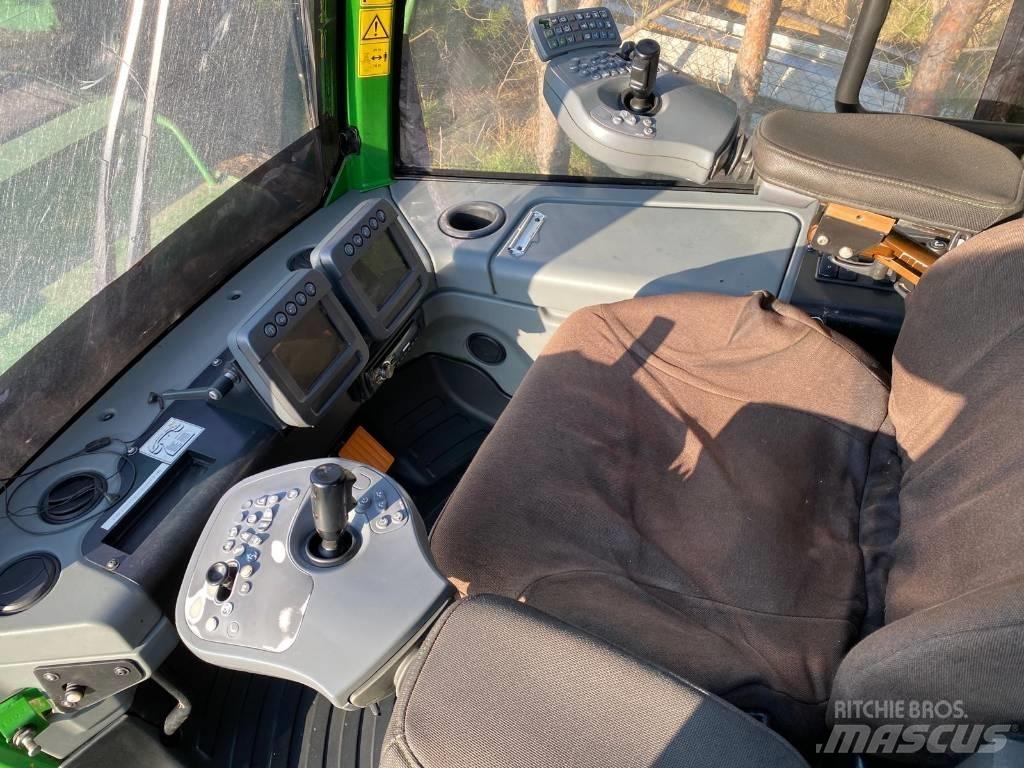 John Deere 1210 E شاحنات